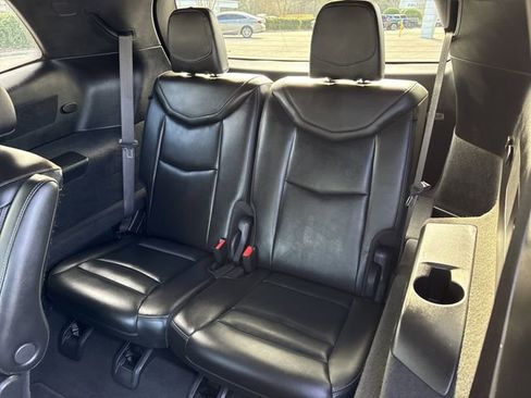 Used 2025 Cadillac XT6 Premium Luxury image 11