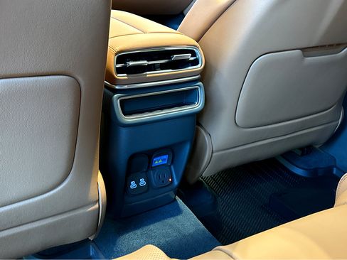 New 2026 Genesis GV80 2.5T Advanced image 29