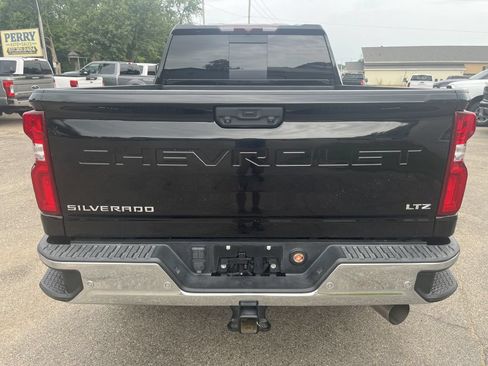 Used 2022 Chevrolet Silverado 2500 LTZ w/ LTZ Plus Package AWD/4WD image 7