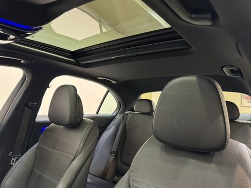 Used 2024 Mercedes-Benz C 300 Sedan image 22