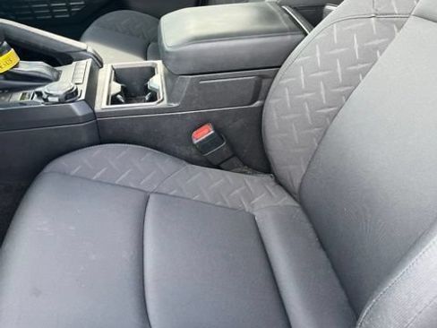 Used 2024 Toyota Tacoma SR5 w/ SR5 Upgrade Package AWD/4WD image 12