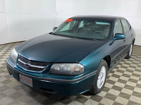 Used 2000 Chevrolet Impala w/ Preferred Equipment Group FWD image 2