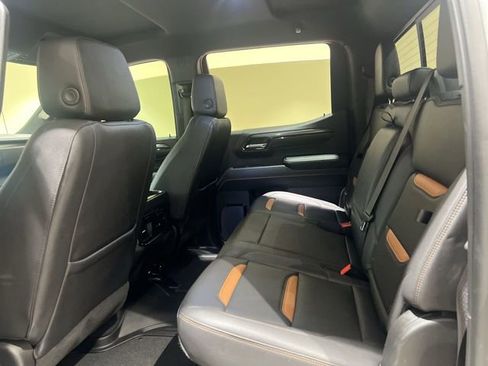 Used 2024 GMC Sierra 1500 AT4 w/ Technology Package AWD/4WD image 24