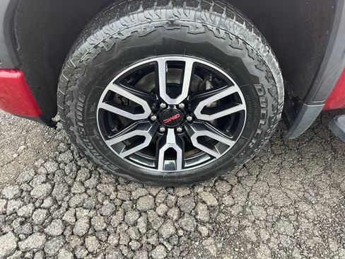 Used 2019 GMC Sierra 1500 AT4 w/ AT4 Premium Package AWD/4WD image 12
