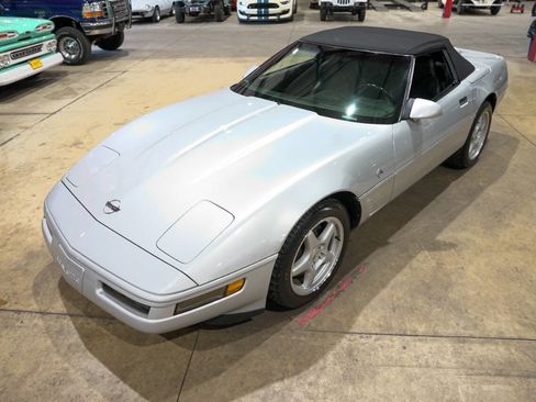 Used 1996 Chevrolet Corvette Convertible RWD image 29