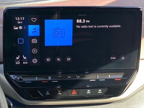 Certified 2023 Volkswagen ID.4 Pro image 9