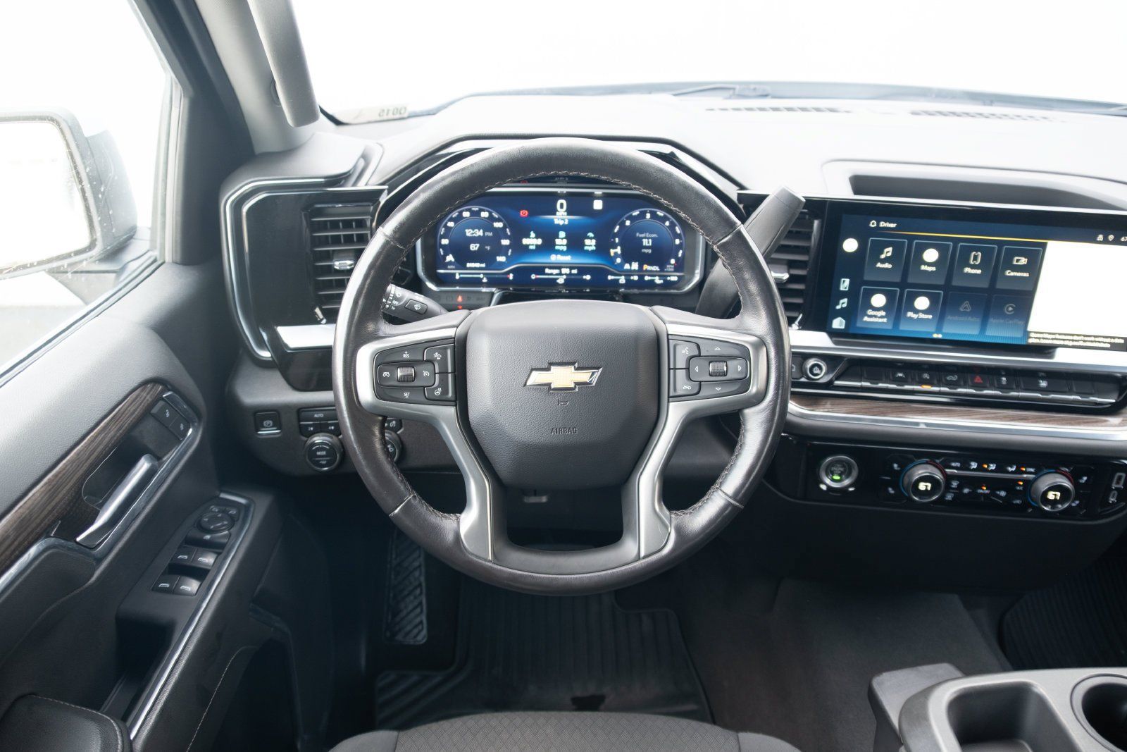Used 2022 Chevrolet Silverado 1500 LT w/ Work Truck Package AWD/4WD image 2