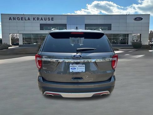 Used 2017 Ford Explorer XLT FWD image 6