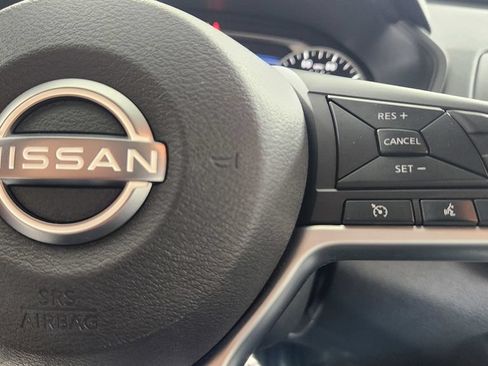 Used 2023 Nissan Altima 2.5 SV FWD image 21