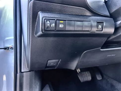 Used 2023 Toyota Corolla LE image 28