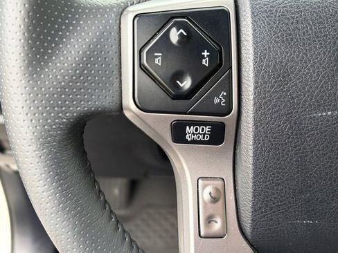 Used 2020 Toyota 4Runner Limited image 6