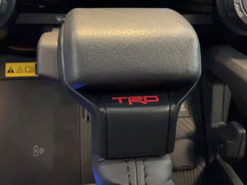 Used 2025 Toyota 4Runner TRD Off-Road AWD/4WD image 18