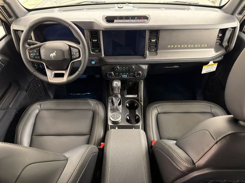 New 2026 Ford Bronco Badlands AWD/4WD image 15