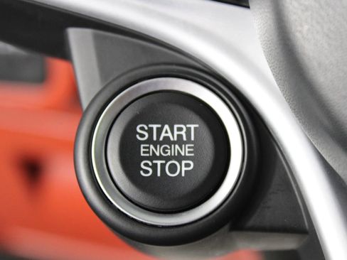 Used 2019 Alfa Romeo Stelvio Ti AWD/4WD image 18