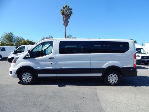Used 2024 Ford Transit 350 XLT RWD image 5