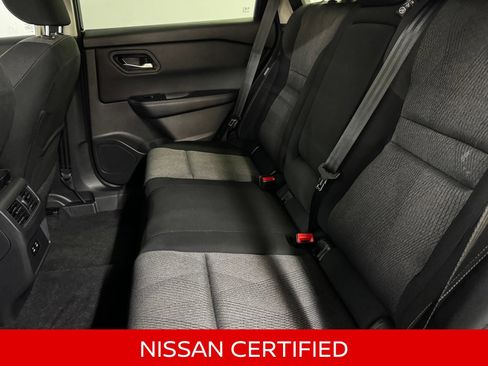 Certified 2025 Nissan Rogue SV AWD/4WD image 12