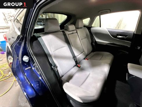 Certified 2021 Toyota Venza LE image 19