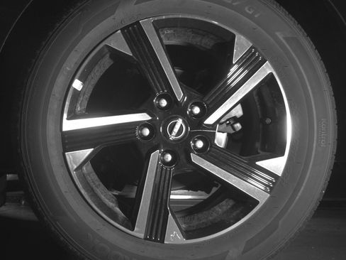 Used 2025 Nissan Sentra SV image 14