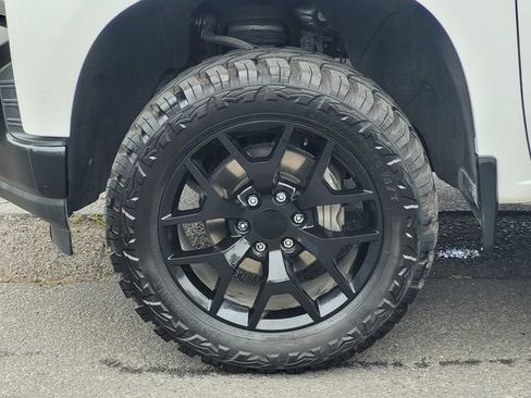 Used 2019 Chevrolet Silverado 1500 W/T w/ Trailering Package RWD image 11