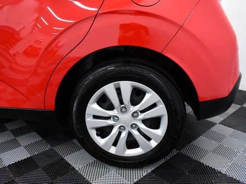 Used 2024 Kia Soul LX image 5