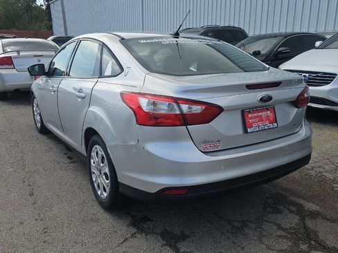 Used 2012 Ford Focus SE image 5