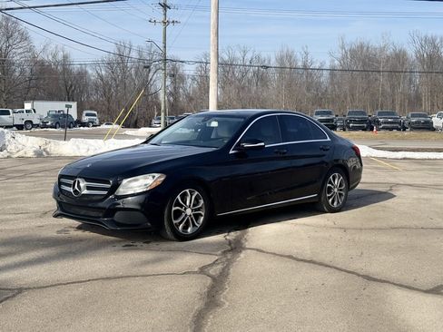 Used 2015 Mercedes-Benz C 300 Sedan image 8