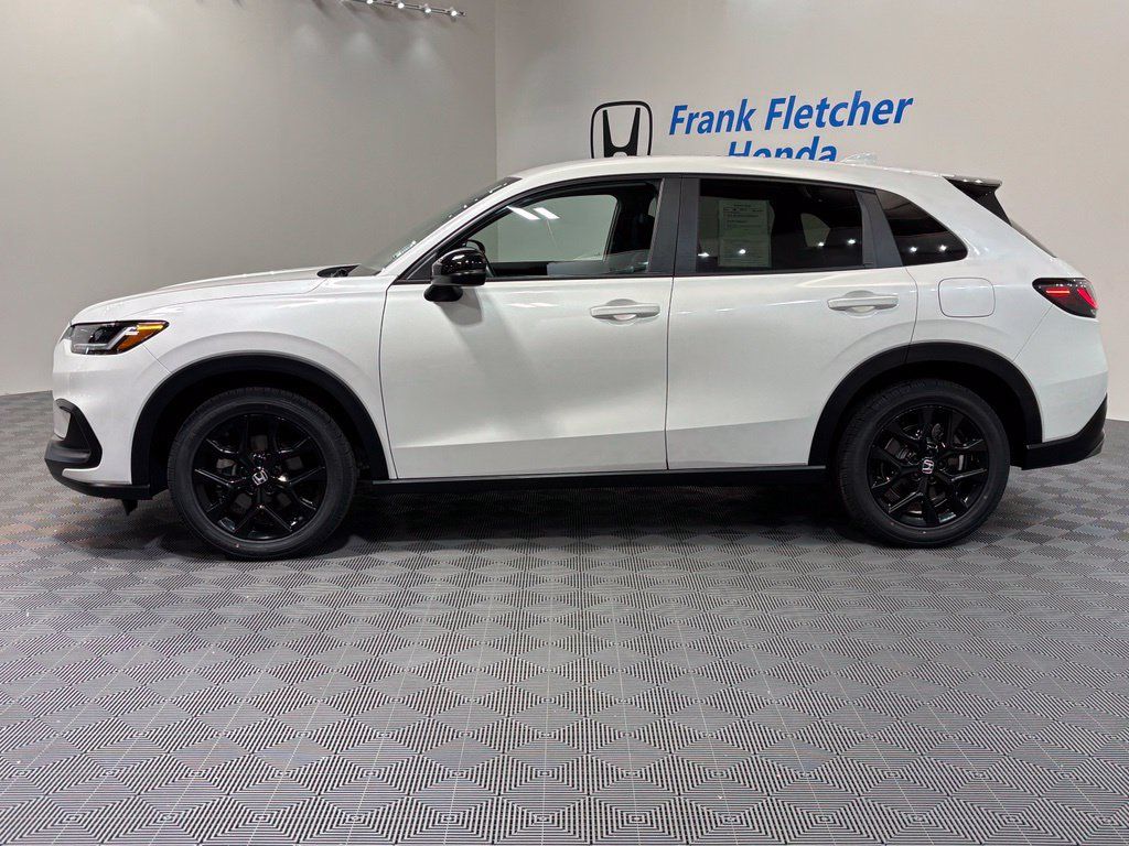 Certified 2024 Honda HR-V Sport image 2
