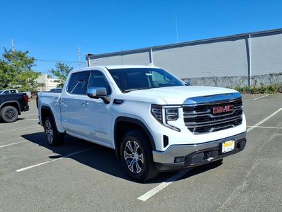 Certified 2022 GMC Sierra 1500 SLT w/ SLT Convenience Package