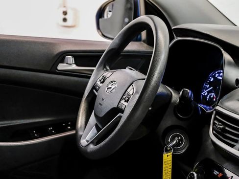 Used 2019 Hyundai Tucson SE image 19
