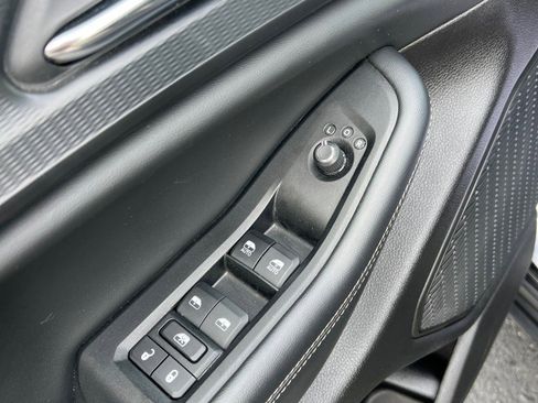 Used 2024 Jeep Grand Cherokee Altitude AWD/4WD image 24