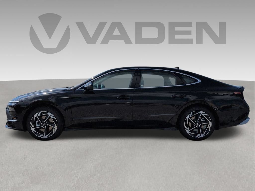 New 2026 Hyundai Sonata SEL FWD image 4