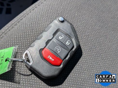 Used 2023 Jeep Wrangler Unlimited w/ Convenience Group AWD/4WD image 30
