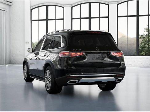 Used 2024 Mercedes-Benz GLS 450 4MATIC image 27