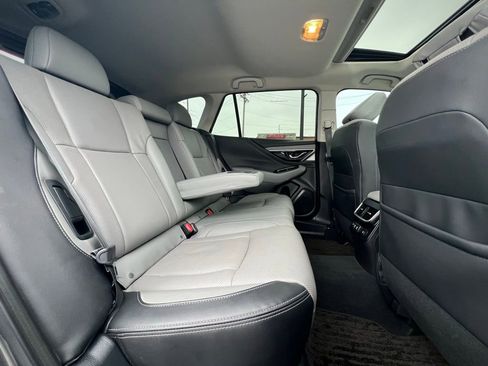 Used 2020 Subaru Outback Limited image 26