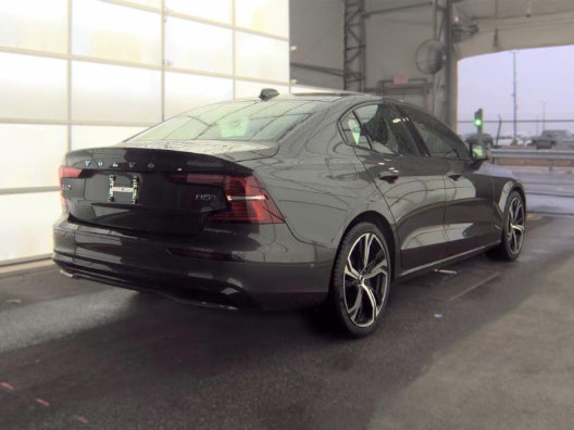Used 2024 Volvo S60 B5 Ultimate AWD/4WD image 2