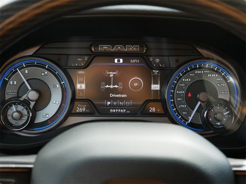 Used 2022 RAM 2500 Limited image 20