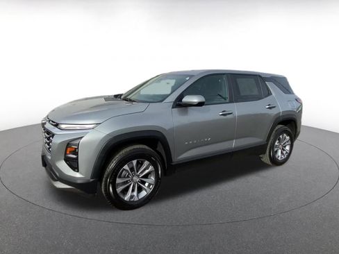 Used 2025 Chevrolet Equinox LT image 8