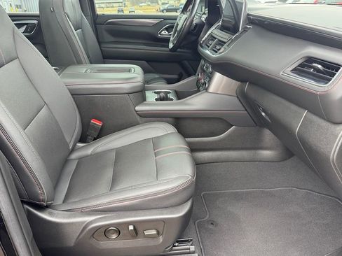 Used 2022 Chevrolet Tahoe RST w/ Sport Performance Package image 8