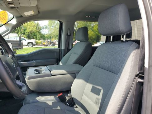 Used 2025 Ford F150 XLT w/ Equipment Group 301A Standard AWD/4WD image 15