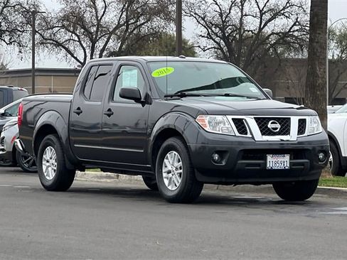Used 2015 Nissan Frontier SV w/ SV Value Truck Package image 2