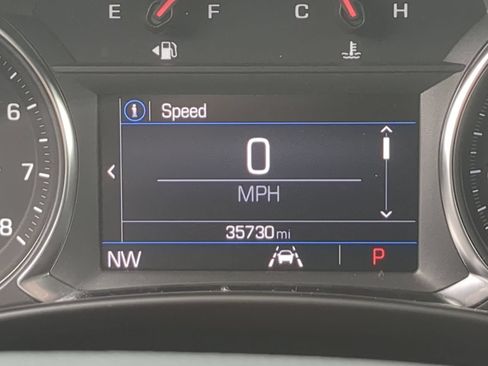 Used 2023 GMC Terrain SLE w/ Driver Convenience Package FWD image 12