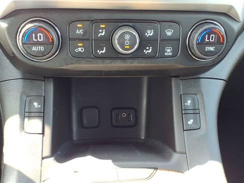 Used 2017 GMC Acadia SLE AWD/4WD image 18