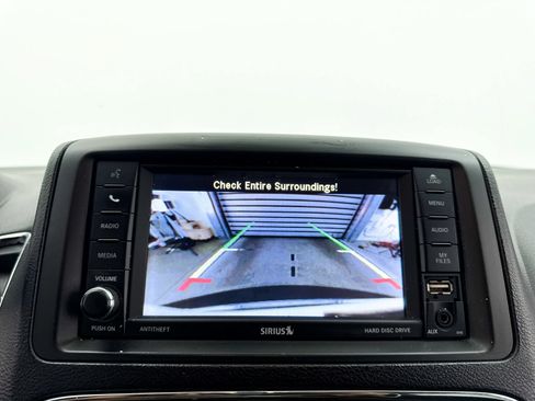 Used 2017 Dodge Grand Caravan SE w/ UConnect Hands-Free Group FWD image 21