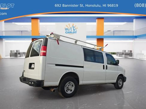 Used 2012 Chevrolet Express 2500 image 7