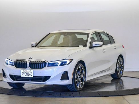 Used 2025 BMW 330i Sedan w/ Premium Package image 1