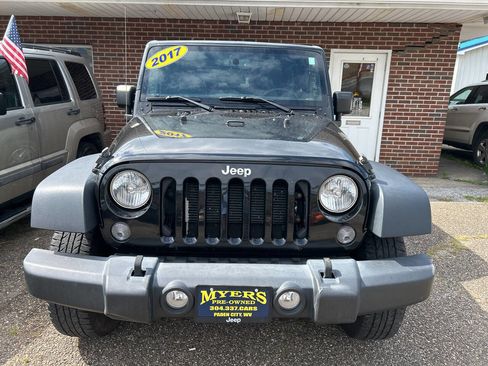 Used 2017 Jeep Wrangler Sport w/ Quick Order Package 24S image 6