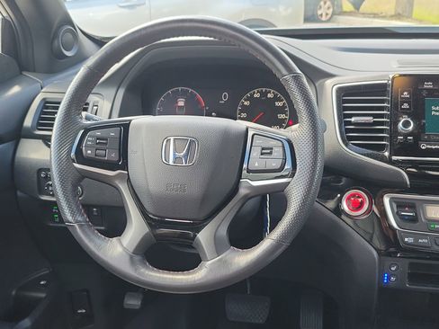 Used 2024 Honda Ridgeline Black Edition image 19