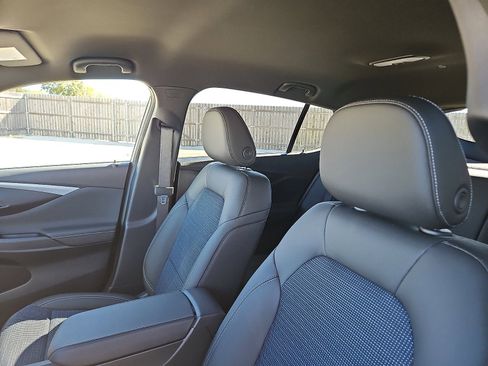 New 2026 Buick Envista Preferred image 11