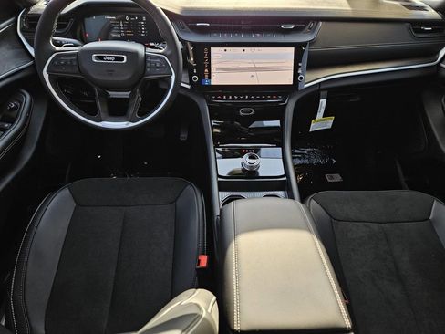 New 2026 Jeep Grand Cherokee Altitude RWD image 11