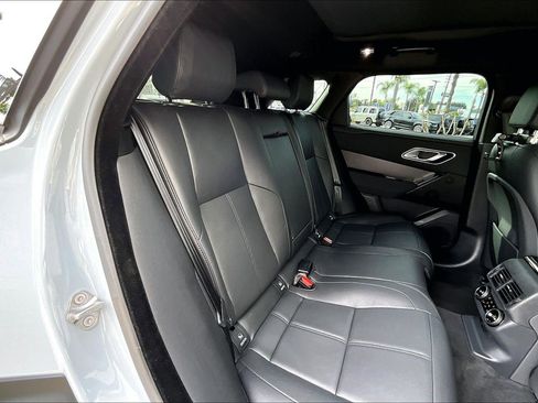 Used 2025 Land Rover Range Rover Velar Dynamic SE image 27